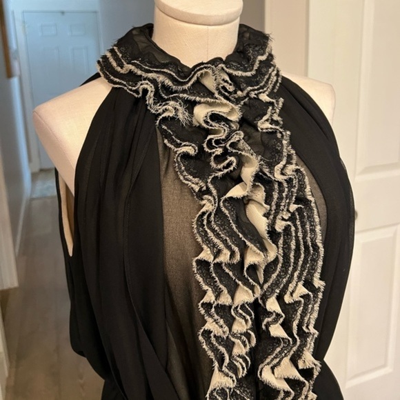 ROBERT RODRIGUEZ Neumann Marcus for Target sleeveless blouse with jabot collar - Picture 2 of 16